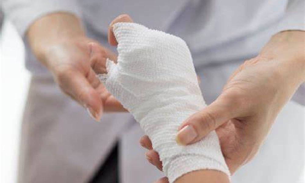 مراقبت های بعد از عمل جراحی دست