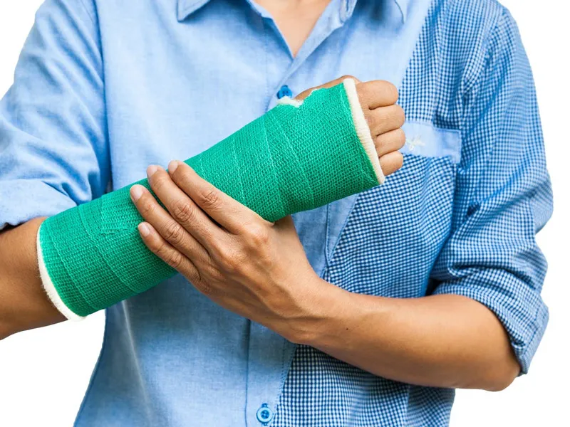 مراقبت بعد از شکستگی ساعد دست